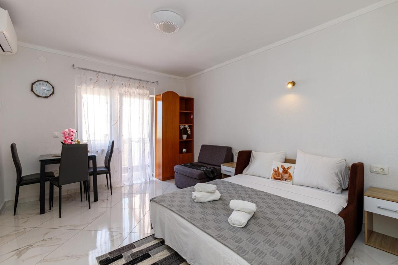 Genoa Rooms โปเรช ภายนอก รูปภาพ
