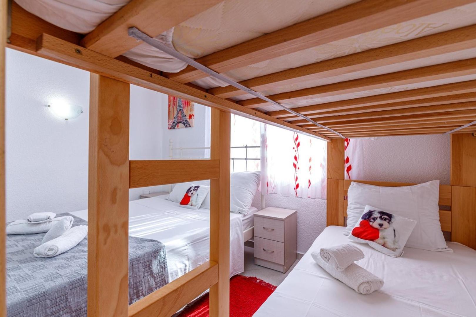 Genoa Rooms โปเรช ห้อง รูปภาพ